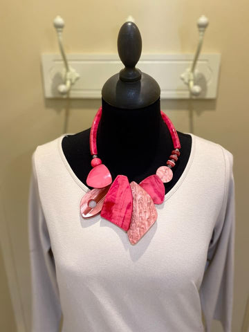 Cerise Pink Short Neckpiece