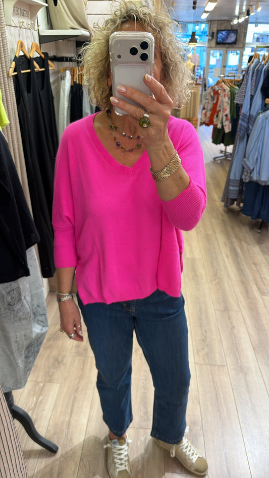 TWNS Jefferson Oversized Sweater Neon Pink
