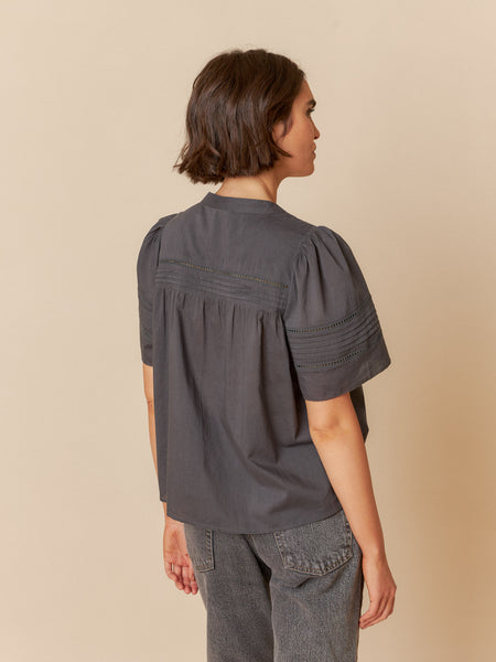 INDI & COLD EMBROIDERED VOILE BLOUSE