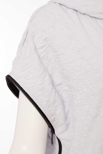 Naya Embossed Hooded Top Silver