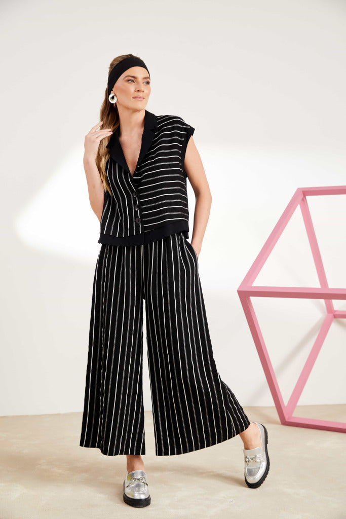 Naya Wide Leg Cropped Stripped