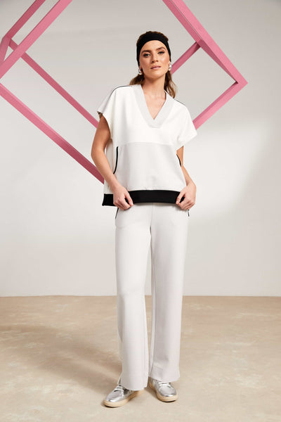 Naya V-Neck Top Contrast Neckline
