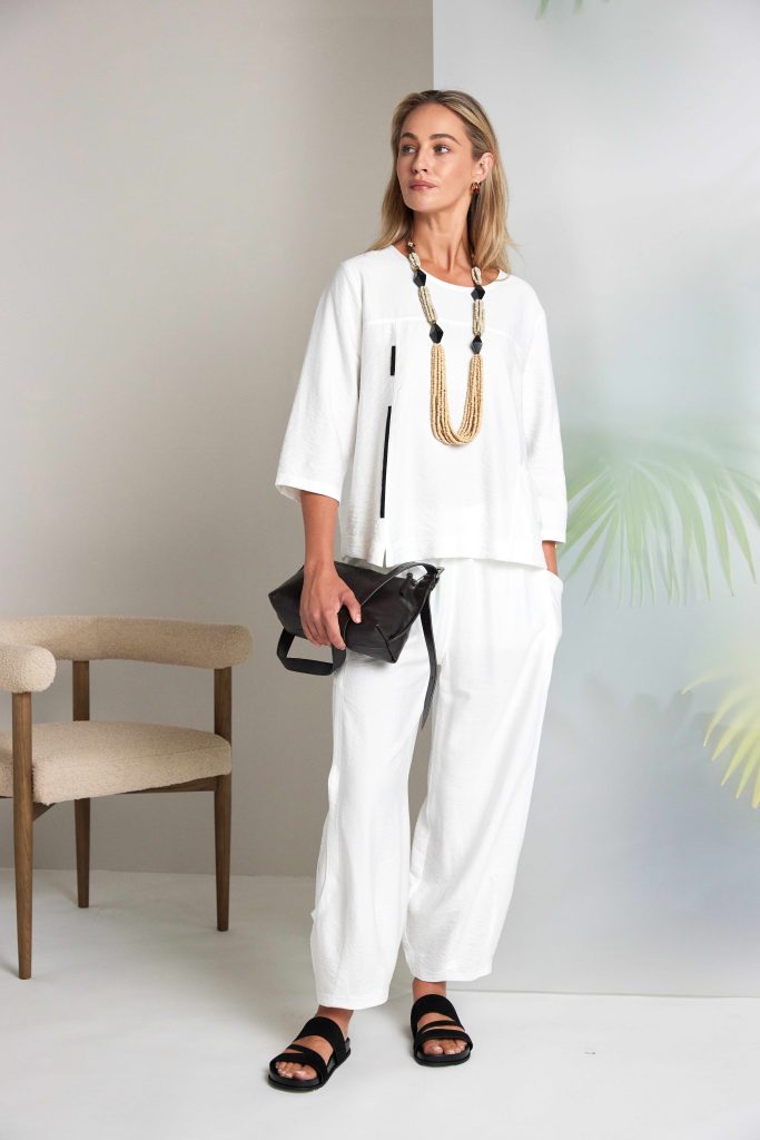 Naya Soft Pull Up Trouser With Lip Effect White