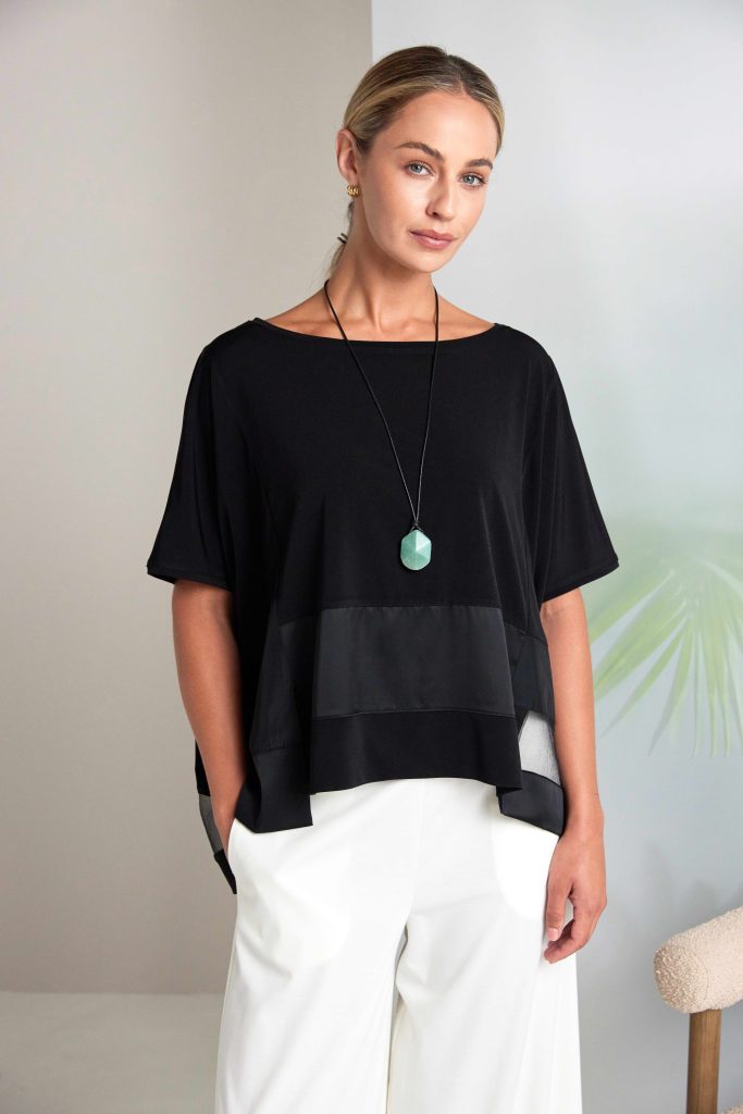 Naya Square Shape Top With Contrast Fabric