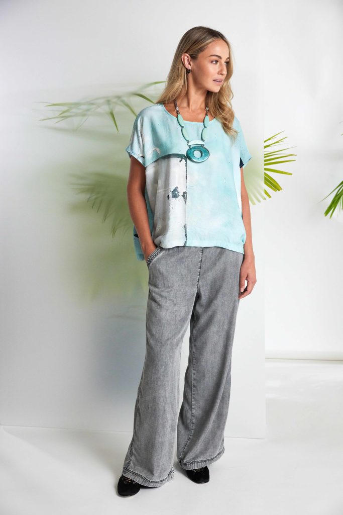 Naya Square Shape Faded Print Top