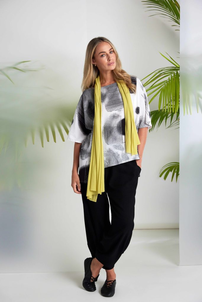 Naya Blurred Faded Spot Print Square Shape Tunic Top