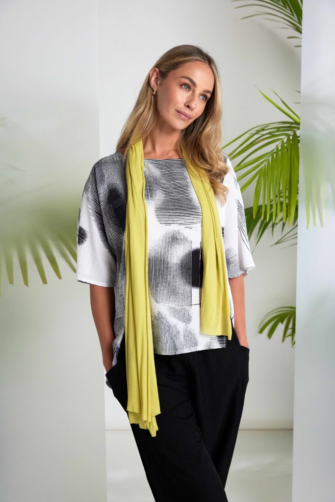 Naya Blurred Faded Spot Print Square Shape Tunic Top