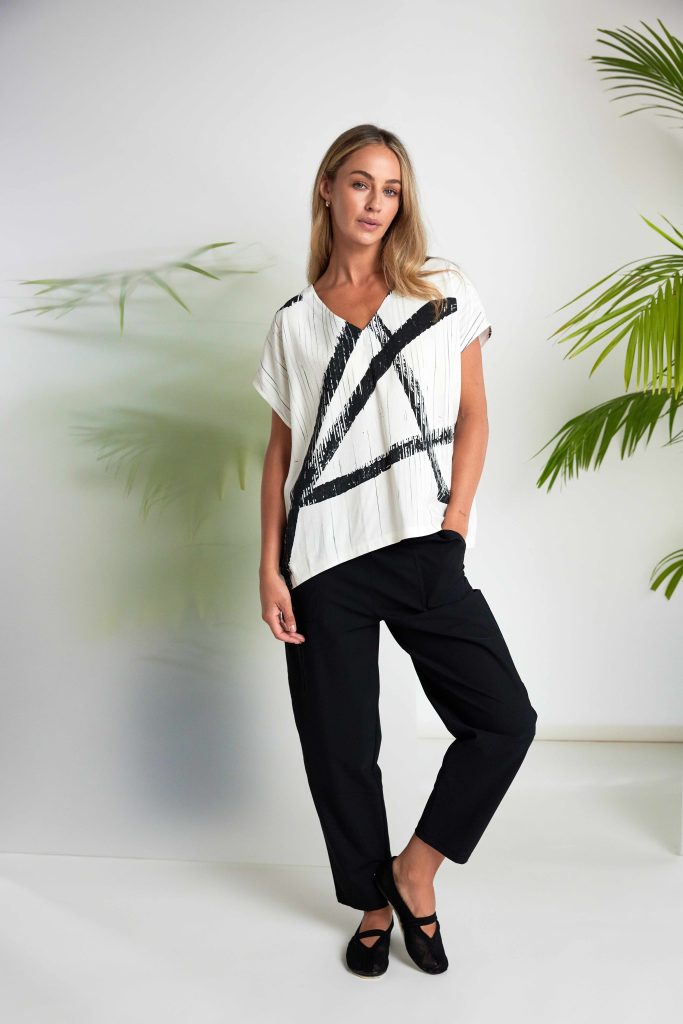 Naya Wide Patch Pocket and Seam Trousers Black