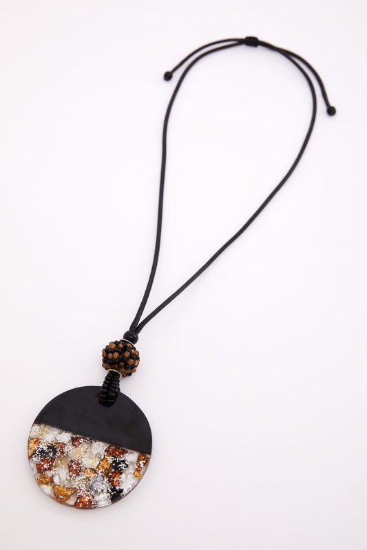 Naya Disc Necklace With Half Print