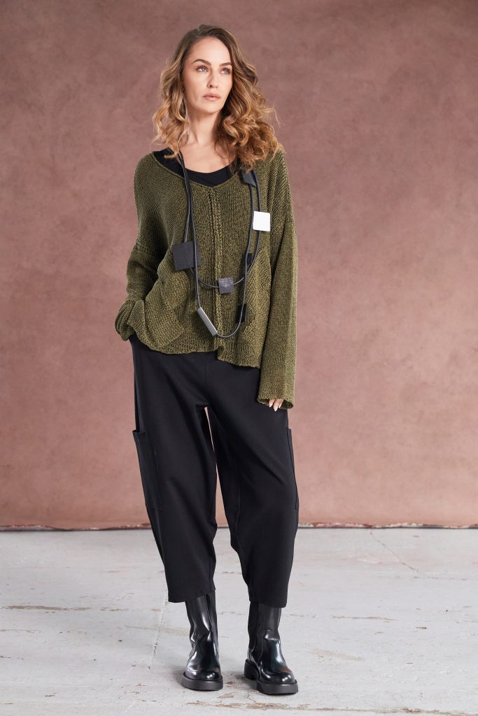 Naya Loose Weave V-Neck Knit Moss