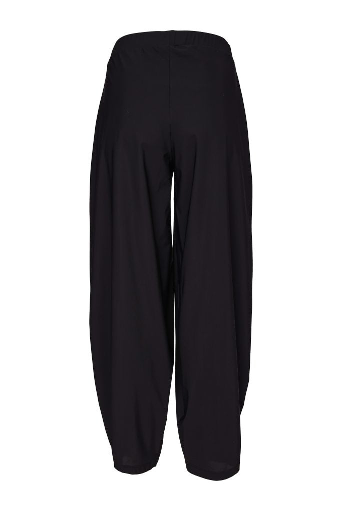 Naya Shaped Trouser With Tucks At Front Black