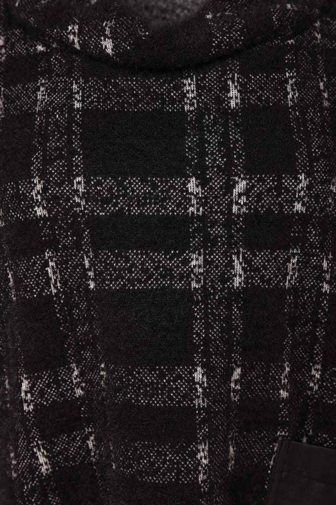 Naya Check Knit Top With Leatherette Pocket
