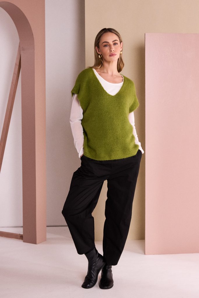 Naya Vee Neck Soft Knit Avocado