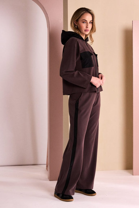 Naya Wide Leg Pull Up Trouser With Contrast Panel