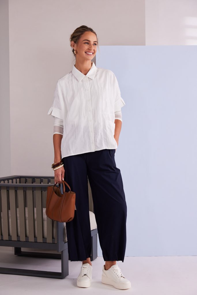 Naya Short Blouse with Front Pocket Detail Off White