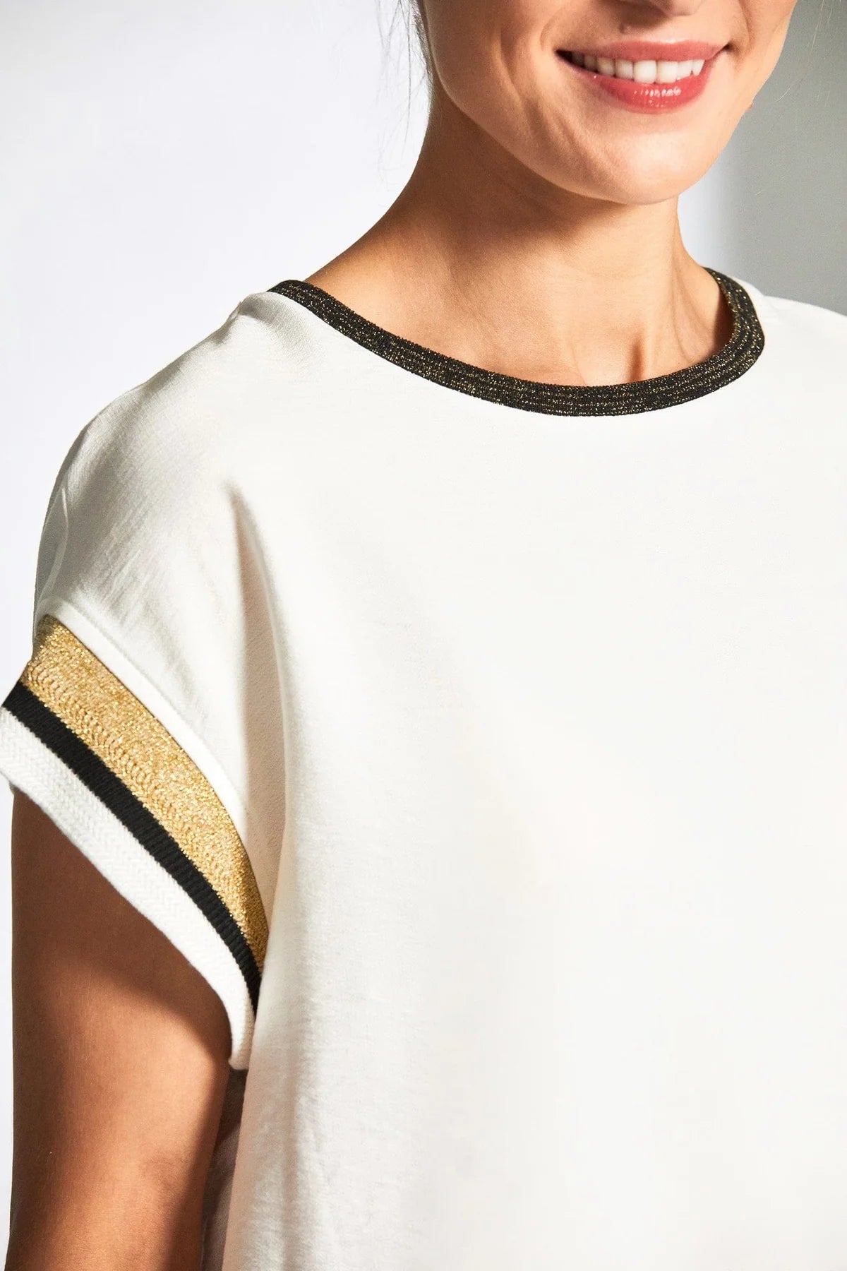 Peruzzi Metallic Contrast Sleeve Top