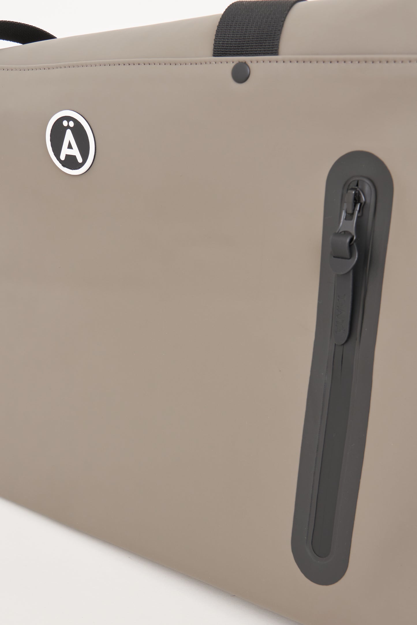 Tanta Hukarere Bag- Bison