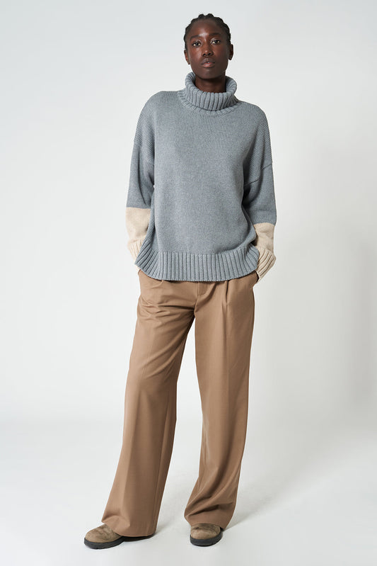 Tanta HAU Sweater- Grey