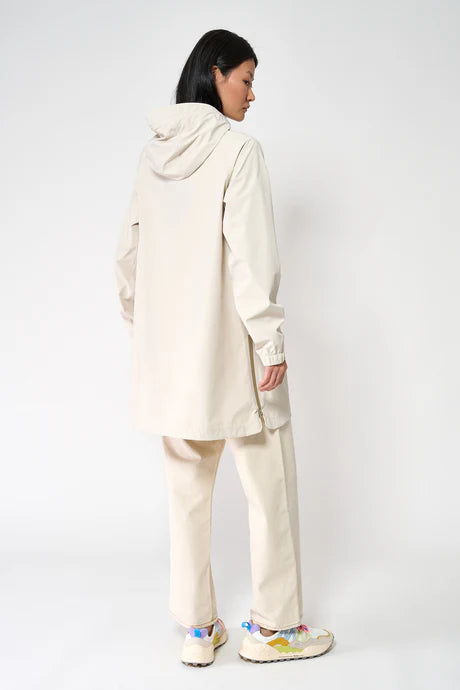 Tanta Neboa Raincoat Whitecap Grey