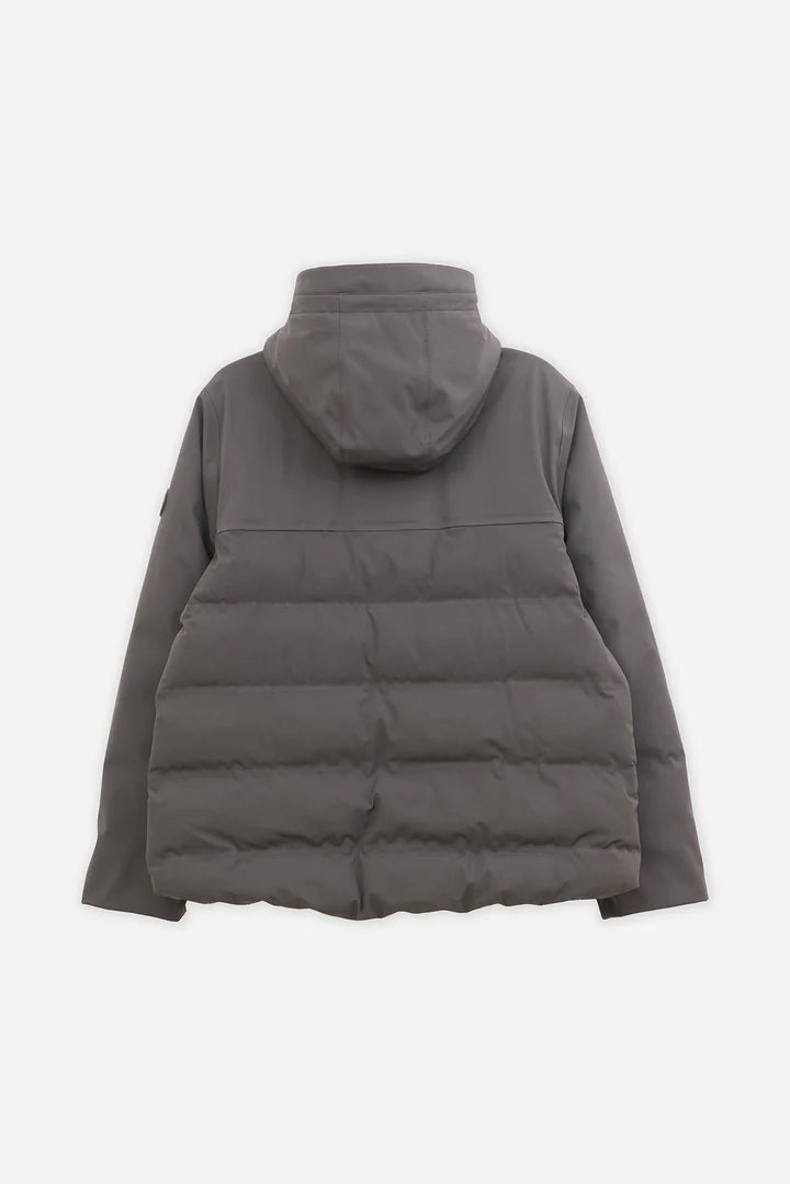 Tanta Tempesta Coat Magnet