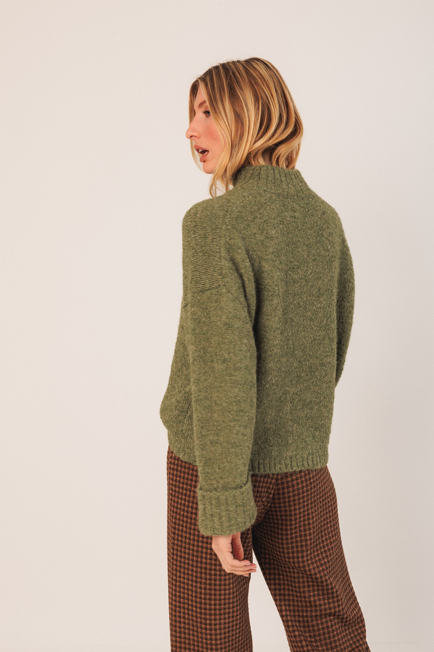 Indi & Cold Knit Turtleneck Sweater Green