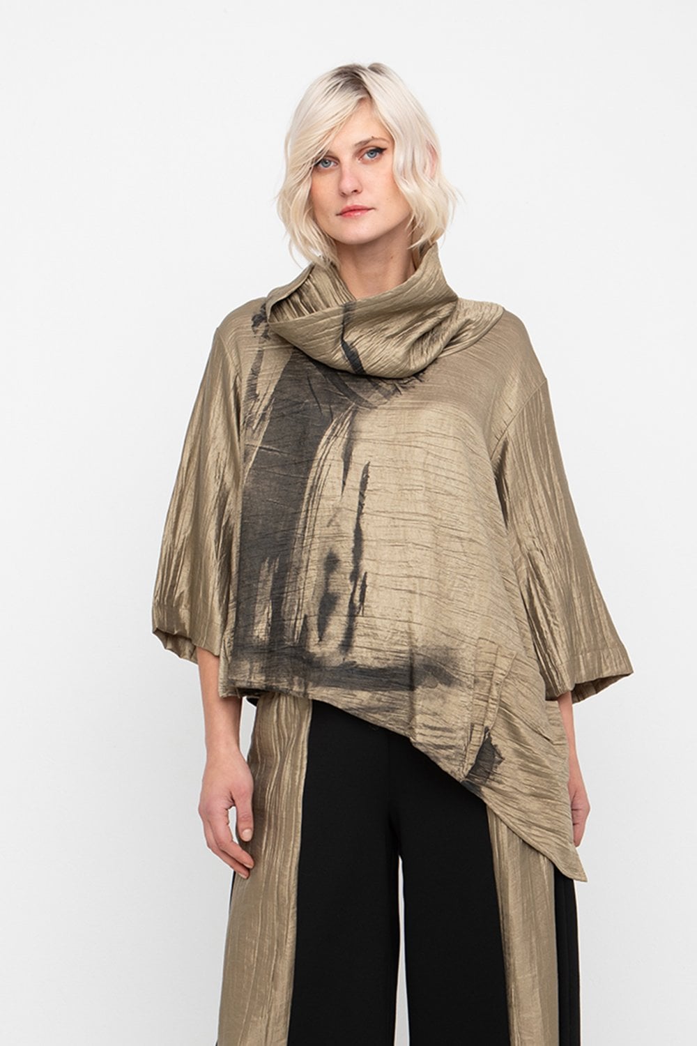 Ozai N Ku Crinkle Brush Print Top Gold