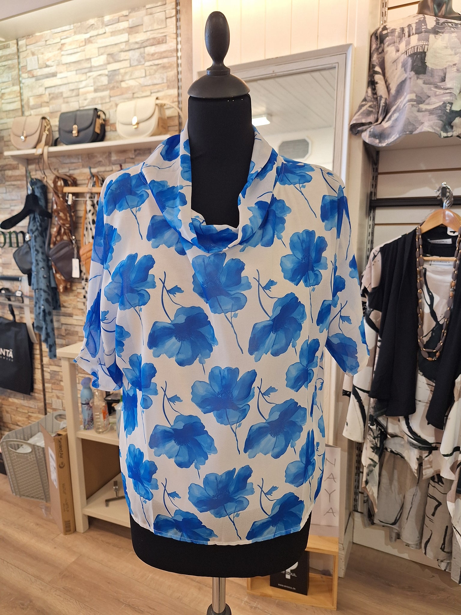 Kate & Pippa Aluna Top Cobalt
