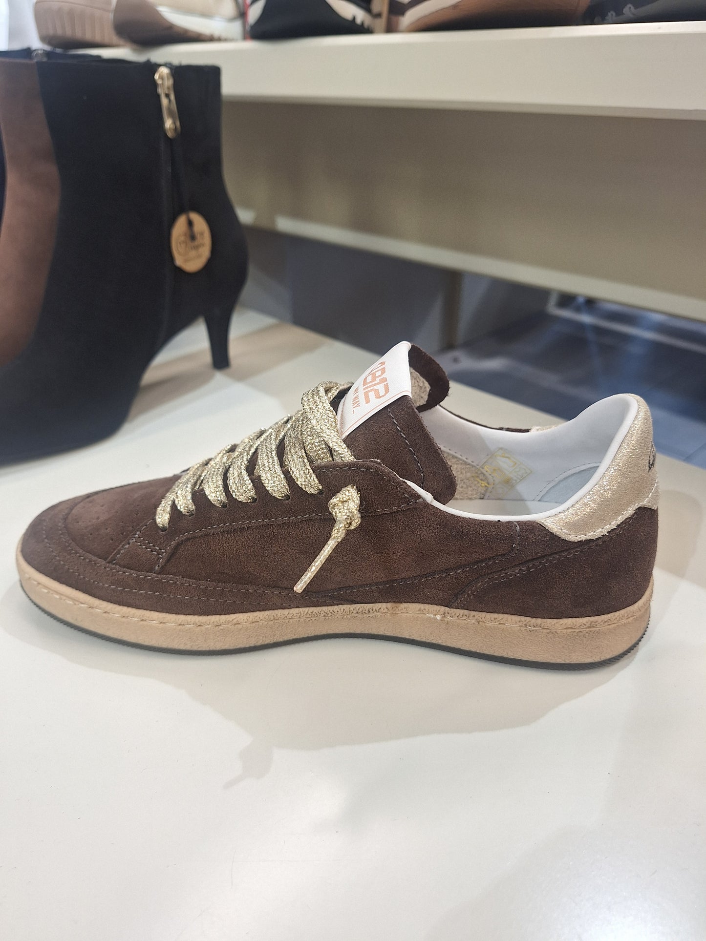 4B12 Playnew D2031 Coffee Trainers
