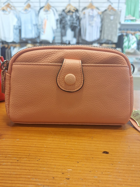 Leather holdall bag
