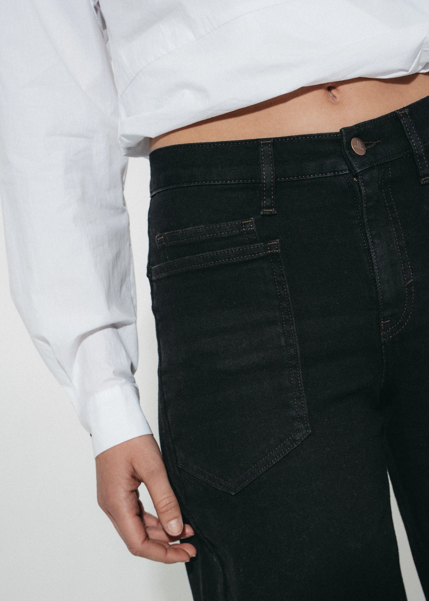 Jane Lushka Slouchy Black Barel Jeans