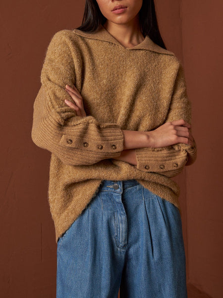 Indi & Cold Jumper with collar Beige