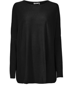 Masai Fanasi Sweater- Black