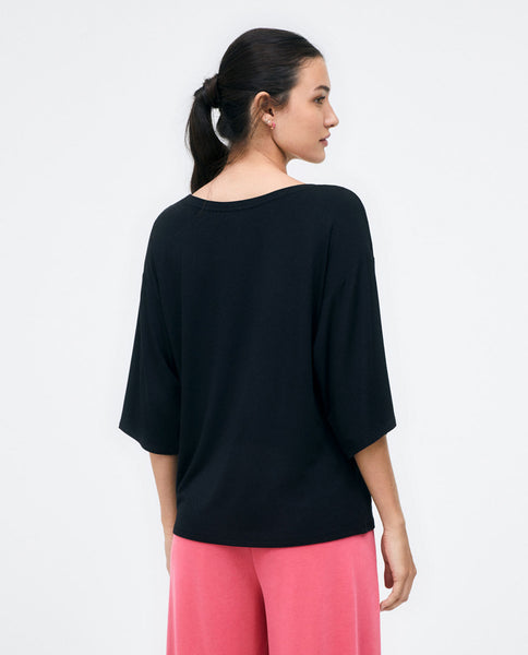 Surkana Wide T-Shirt With Drop Sleeve- Black