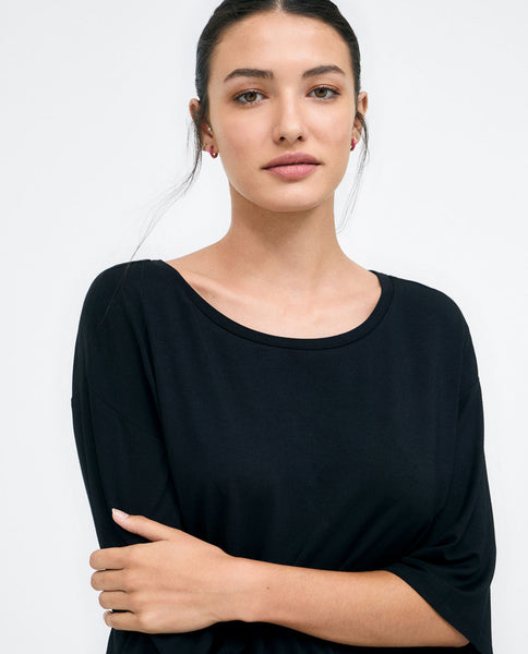 Surkana Wide T-Shirt With Drop Sleeve- Black