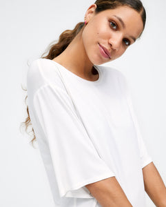 Surkana Wide T-Shirt With Drop Sleeve- White